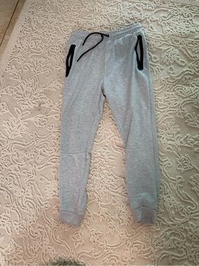 Grey Cotton sweat pants 👖